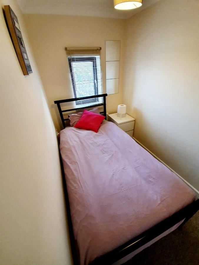 Chelmsford Town Centre Apartments With Car Parking Ngoại thất bức ảnh