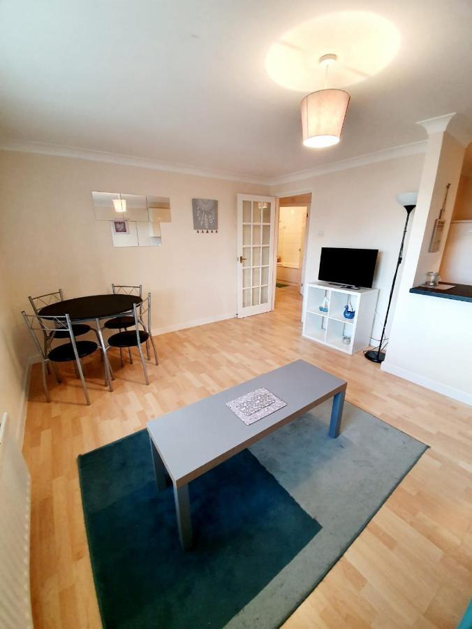 Chelmsford Town Centre Apartments With Car Parking Ngoại thất bức ảnh