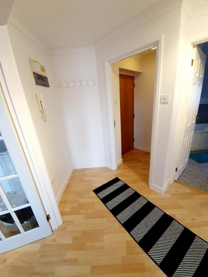 Chelmsford Town Centre Apartments With Car Parking Ngoại thất bức ảnh