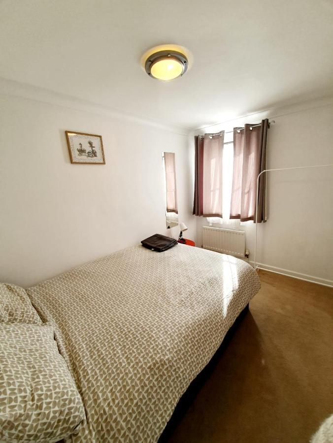 Chelmsford Town Centre Apartments With Car Parking Ngoại thất bức ảnh