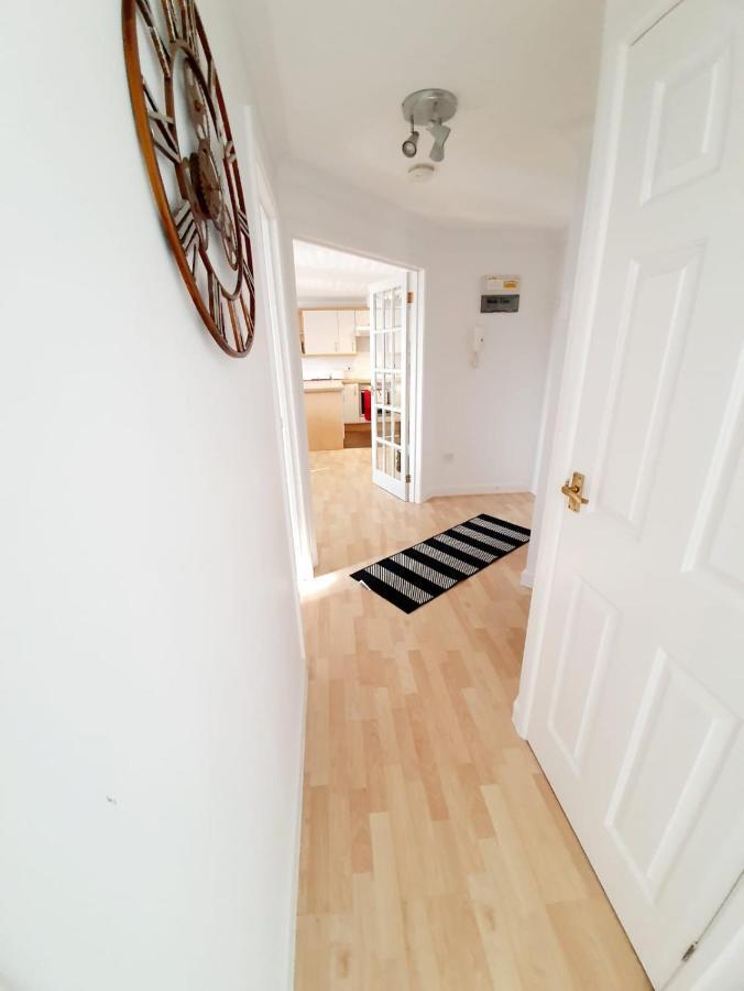 Chelmsford Town Centre Apartments With Car Parking Ngoại thất bức ảnh