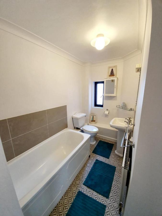 Chelmsford Town Centre Apartments With Car Parking Ngoại thất bức ảnh
