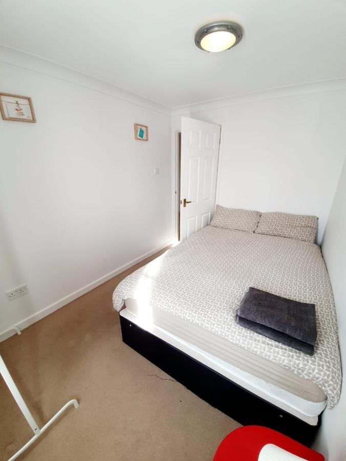 Chelmsford Town Centre Apartments With Car Parking Ngoại thất bức ảnh