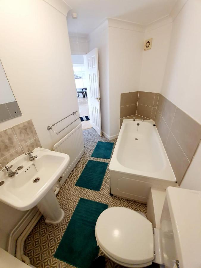 Chelmsford Town Centre Apartments With Car Parking Ngoại thất bức ảnh