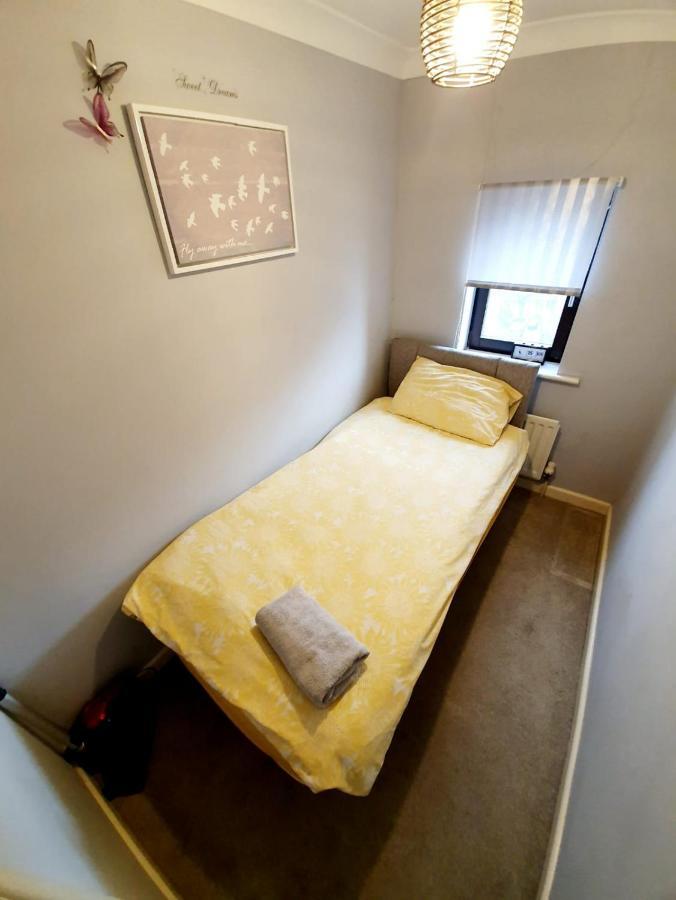 Chelmsford Town Centre Apartments With Car Parking Ngoại thất bức ảnh