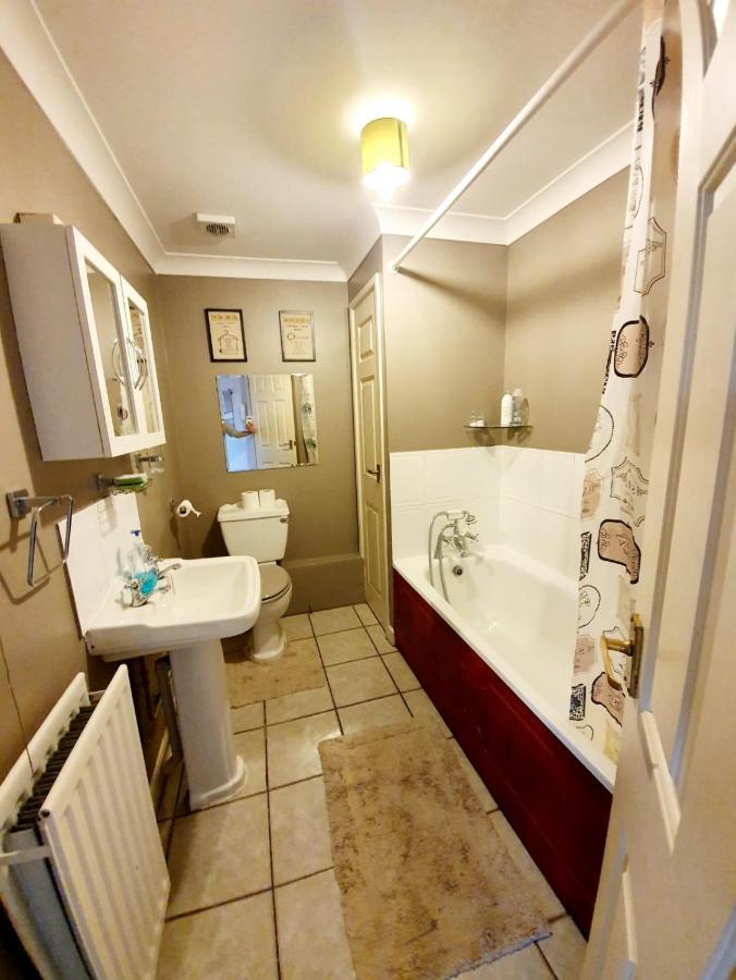 Chelmsford Town Centre Apartments With Car Parking Ngoại thất bức ảnh
